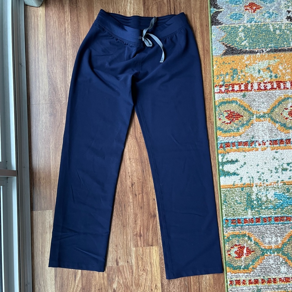 Figs straight leg scrubs